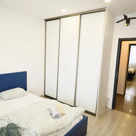 Family - Kramare Appartement